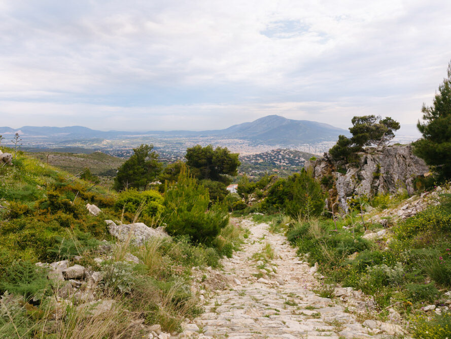 Ξενάγηση στα αρχαία λατομεία της Πεντέλης για τη δημιουργία του Παρθενώνα
